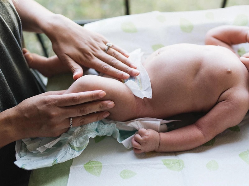 Cách xử lý trẻ sơ sinh bị tiêu chảy tại nhà an toàn và hiệu quả chua-tieu-chay-cho-tre-so-sinh