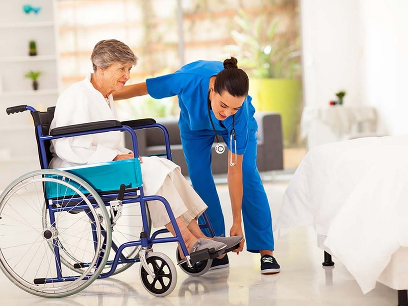 Vật lý trị liệu sau tai biến mạch máu não vì sao quan trọng? bai-tap-vat-ly-tri-lieu-sau-tai-bien-mach-mau-nao