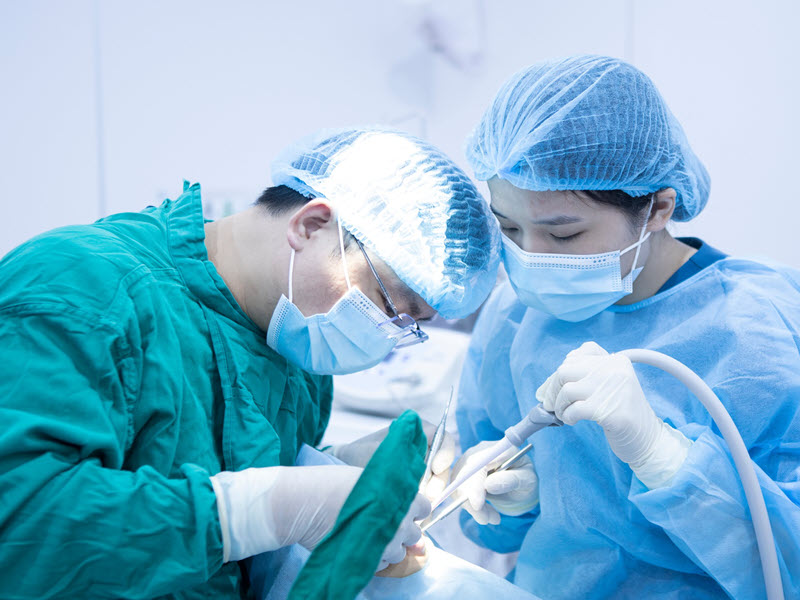 benh-vien-da-khoa-nga-tu-ho-dia-chi-trong-rang-implant-uy-tin-tai-bac-ninh