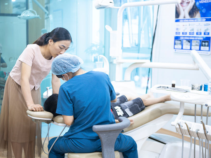 1 ngày làm việc tại Phòng khám Răng Hàm Mặt – BVĐK Ngã Tư Hồ hoat-dong-o-phong-kham-rang-ham-mat-2