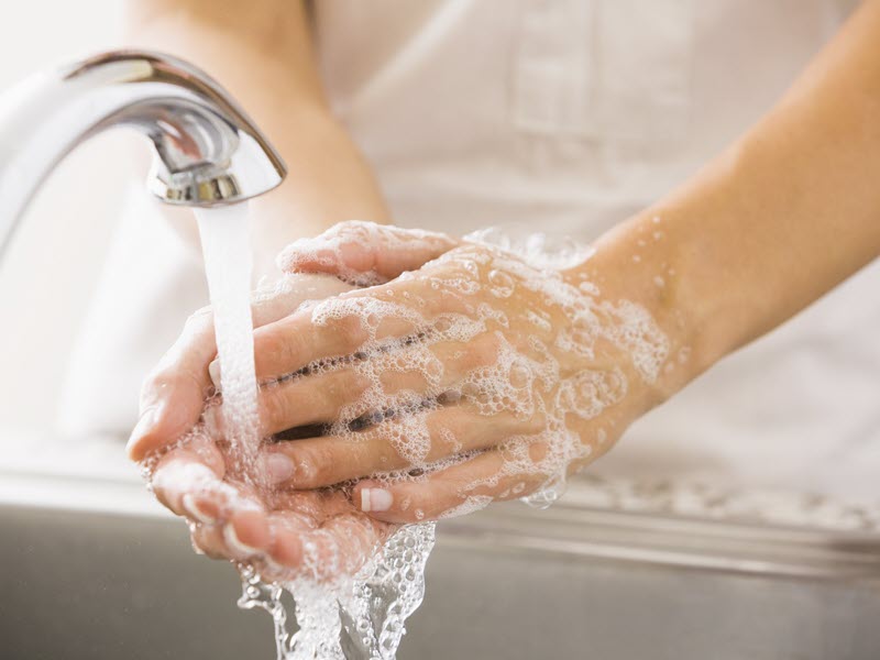 cach-phong-tranh-giun-kim-o-tre-hieu-qua