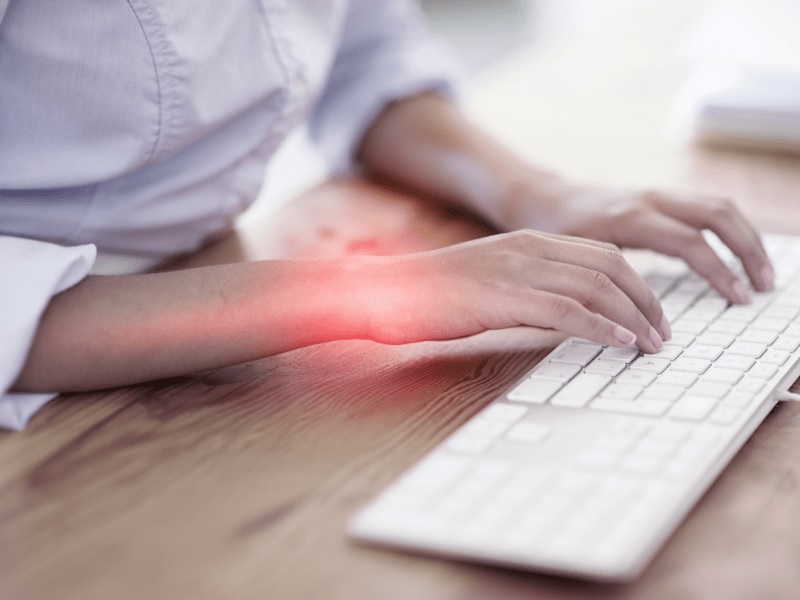 Hội chứng ống cổ tay nguyên nhân triệu chứng và hướng điều trị hiệu quả nguyen-nhan-gay-hoi-chung-ong-co-tay