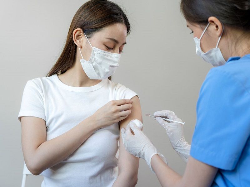 Bệnh uốn ván: Nguyên nhân, triệu chứng, biến chứng và cách phòng ngừa hiệu quả phong-tranh-benh-uon-van-bang-cach-tiem-phong-uon-van