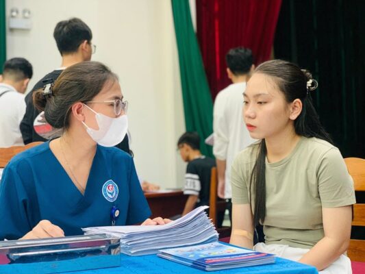 kham-suc-khoe-cho-nguoi-di-lam-3