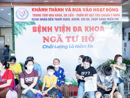 hinh-anh-kham-chua-benh-tai-Bvđk Ngã Tư Hồ