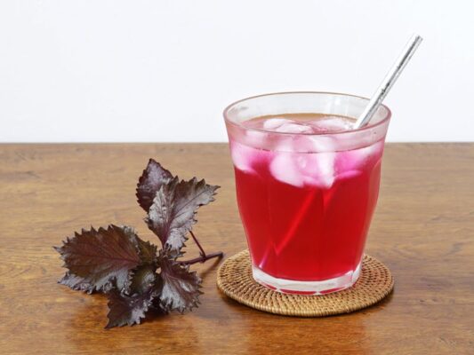 uong-nuoc-la-tia-to-hang-ngay-co-tot-khong